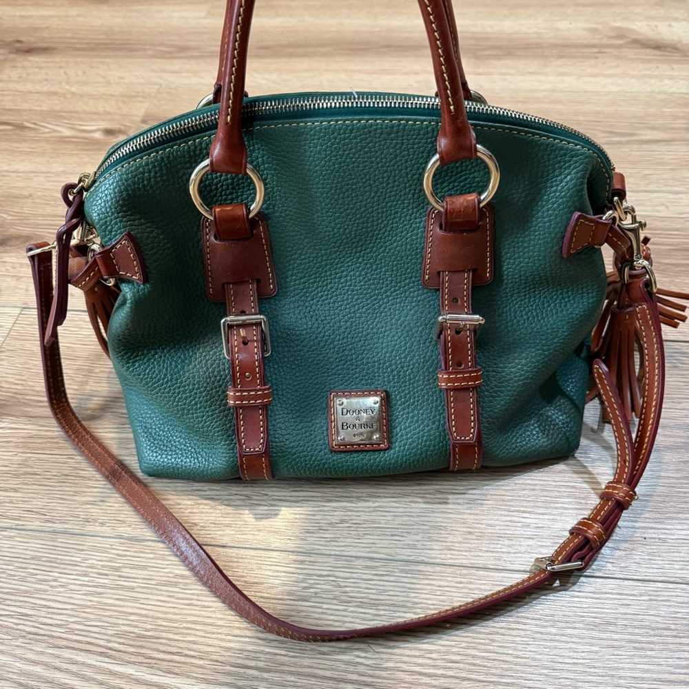 Dooney and Bourke Green Pebbled Grain Leather Bag